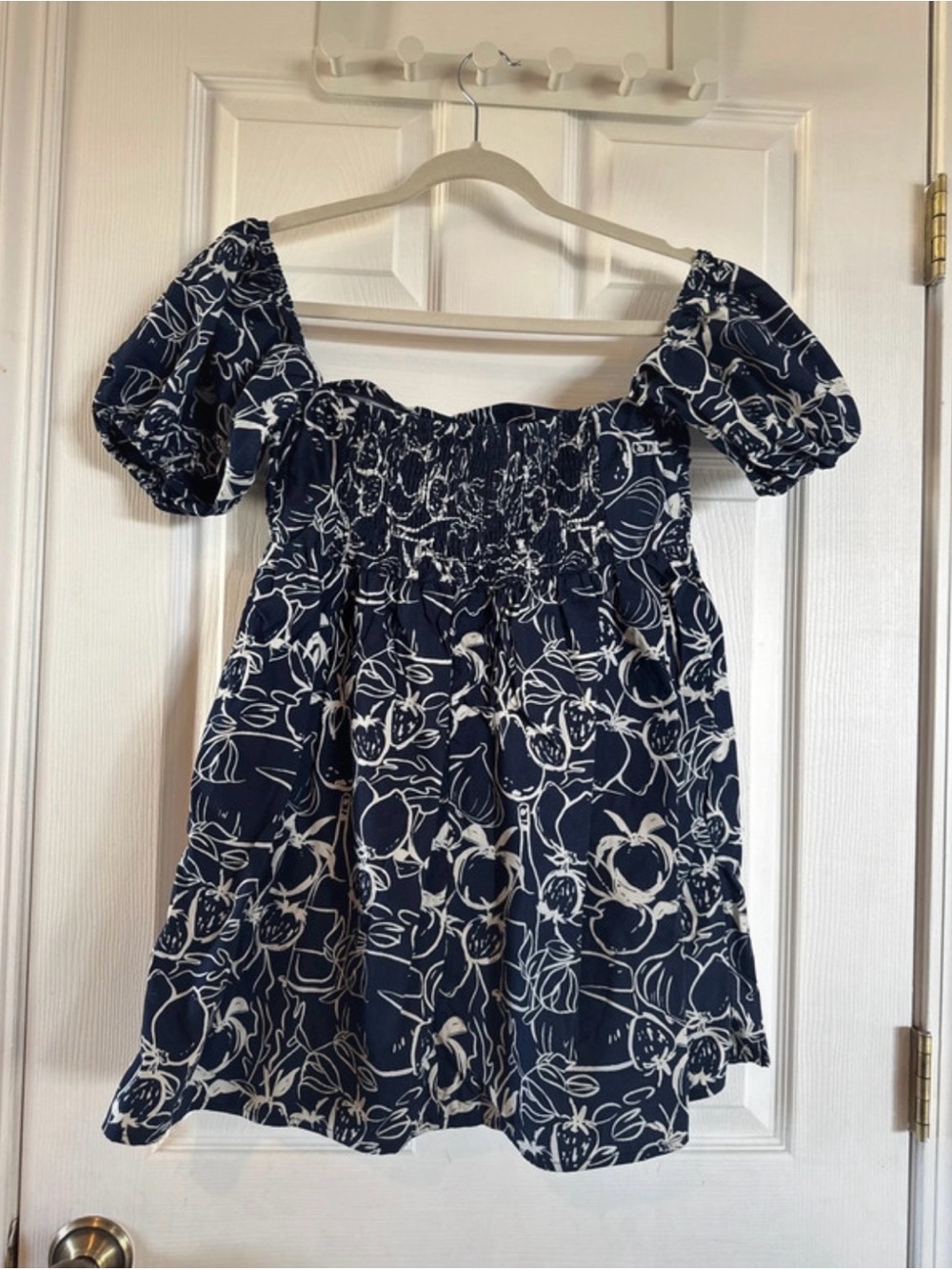 Abercrombie & Fitch Navy and White Floral Puff-Sleeve Dress